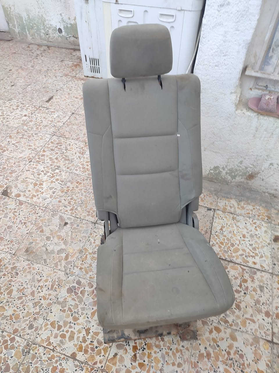 كشن للبيع مال جنبي  كيه تحوير اي سياره سعر الواحد 75
للأسفسار ***********
