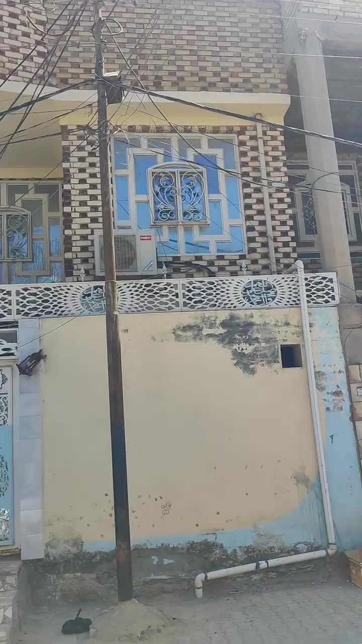 بيت دولان للبيع الجديده الرابعه مساحه 120 متر يم مطعم علوان ستقبال أو غرفتين أو صاله ***********
