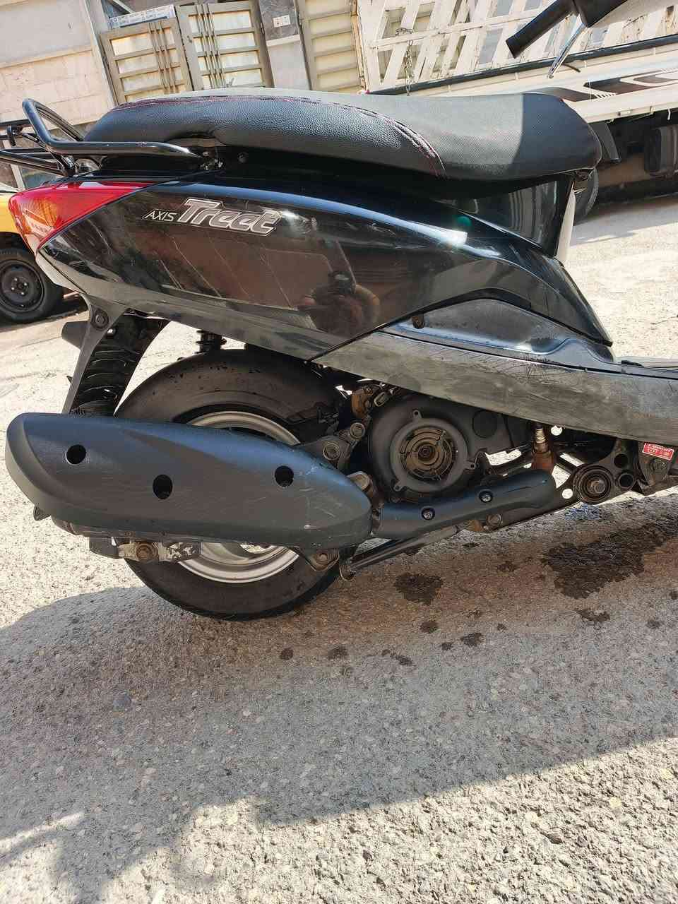 السلام عليكم دراجه اكزز ياباني نوزل
الدراجه جديده احلى من الصور والله مكفوله كفاله عامه كلهه شغال الدراجه كفاله تجي تفحص وبخدمتك سعرهه900وبيهم مجال لطيبين اتصل وخادم مكاني بغداد الشعب  اوراقهه كامله
***********
