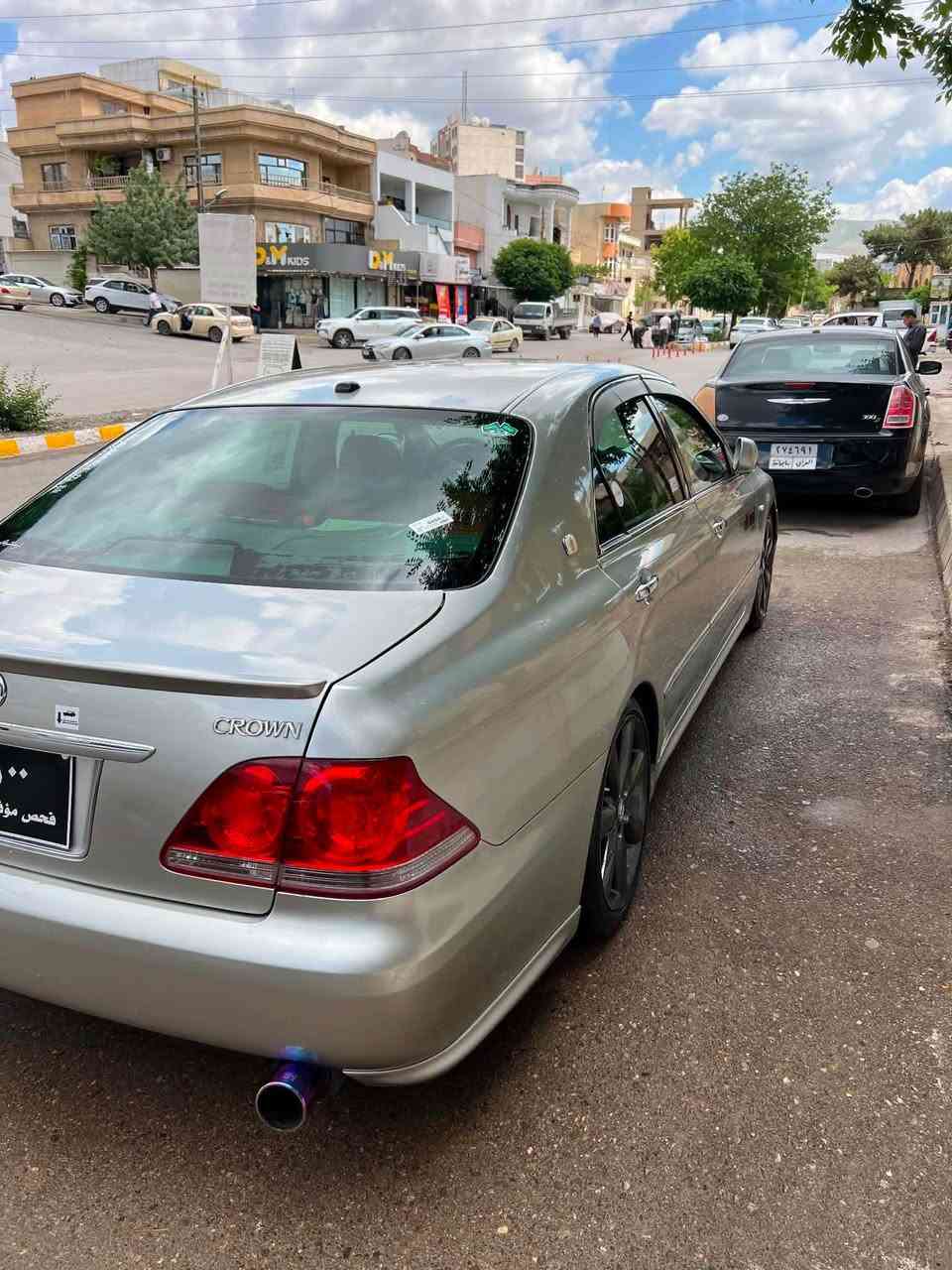 شاهینە مودیل ٢٠٠٥ گیرو مەکینە گەورە ١٨٢ سەیارەکە براوەیە بەس وەکو ساخ وایە زور جوانە هەموو گیانی بە شەرت کودیشی بو کراوە بە ناوی خومانەوەیە چوار تایەو ویلی لوکی دینگەی لە ژیرایە ٣ دوگمەیە سەیارەکە بیلاد سپۆرتەگیرومەکینە بە شەرت شانسیو کەڤەر گوراوو شانسی کوستەرە هەموی بە شەرت سیعری٤٨ گەلایە سەیارەی مالە هی خومانە  *********** السليمانية, العراق
