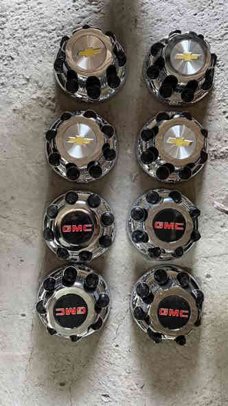 تفصيخ سفانات قطع غيار  عنوان المحل بغداد  كسر وعطش الفرع الثاني التوصل مع الراقم الاتية /***********/*********** يوجد توصيل للجميع محافظات العراق بإدارة سلام كاطع
