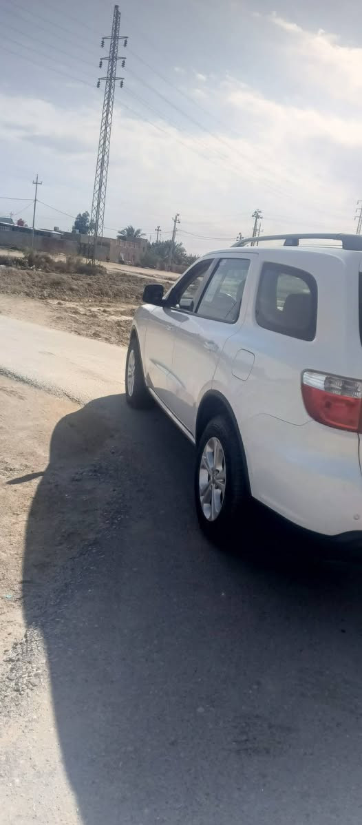 سلام عليكم 
للبيع دوج دورنكو مديل2013وارد خليجي
سياره نضيفه سنويه جديده رقم اربيل 
عنوان البصره 
سعر210بيه مجال بسيط

الرقم***********
