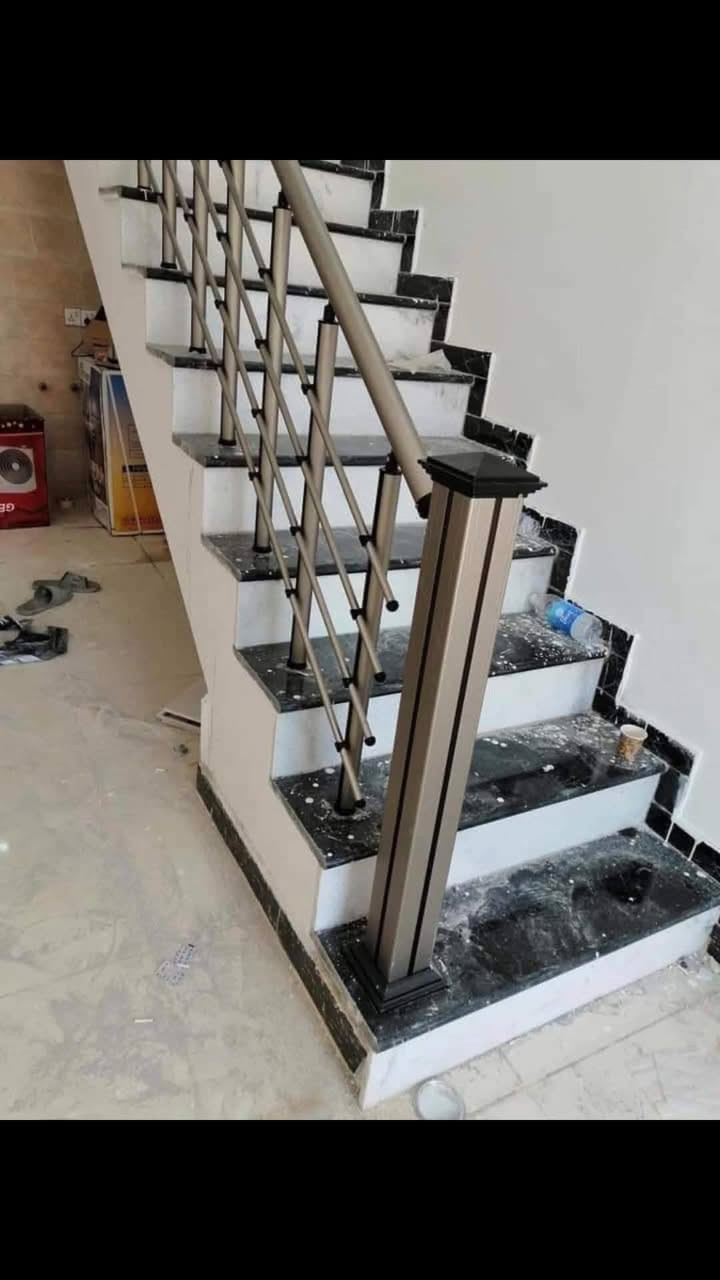 للألمنيوم
نجمع لك الفخامة، المتانة، والأمان في مكان واحد! 🛠️✨
​نصمم وننفذ بأعلى جودة:
​🍽️ مطابخ عصرية.
​🪜 محجرات ألمنيوم.
​💎 زجاج حراري ضد الكسر.
​✅ دقة بالتنفيذ | التزام بالمواعيد | خامات أصلية
​📞 للحجز والاستفسار: ***********
