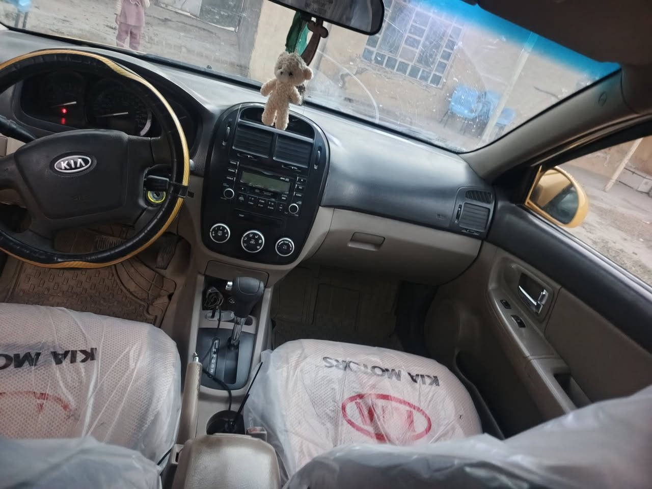 السلام عليكم سبكترا للبيع مديل ٢٠٠٩
رقم كربلاء مصفره هيئه ومرور مكينه نظيفه كير بي تاخير 
بيه تعمير بل جاملغات الخلفيه وبنيد مبدل والباقي ليبل واحد 
مكاني كربلاء طويريج ***********
السعر ٦٧ وبيه مجال
