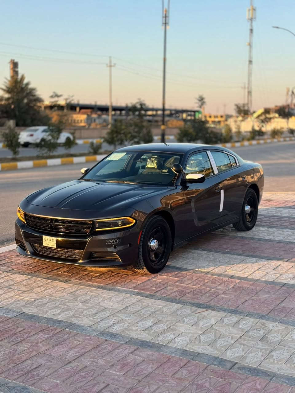 السلام عليكم 
جارجر 23 اصل اصل بوليسي 8 سلندر تو ويل بچم كبس بلادي
الحادث موضح بالصور تبديل بيبان ثنين اصليات فقط ماشيه 14 فقط منفيست بأسمي تترقم جميع المحافظات المكان الناصريه مركز ***********
