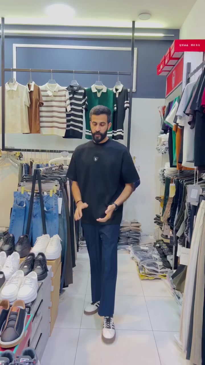 أزياء النينو
الشماعية مقابل مطعم ملك البيتزا 
***********
