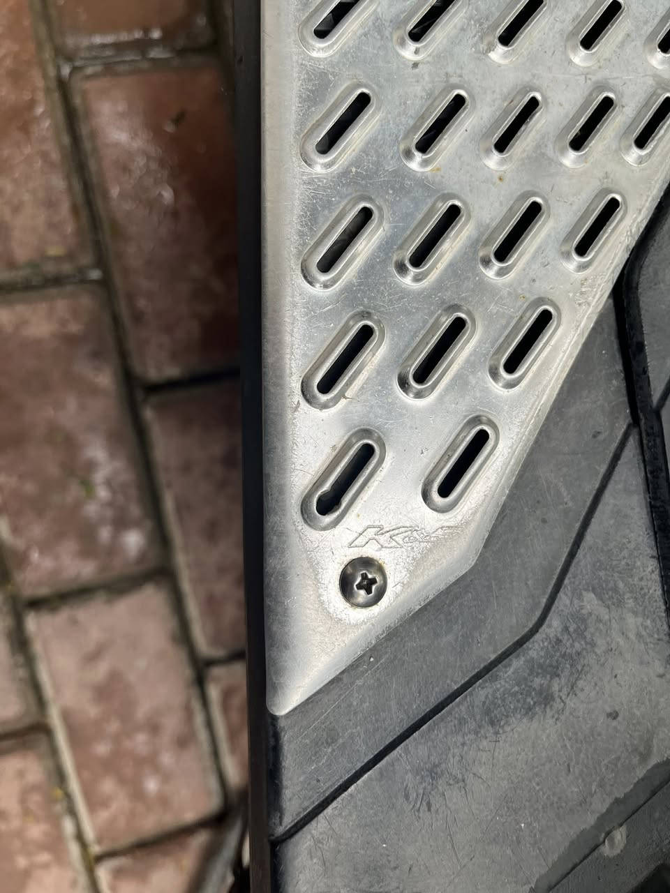 دراجه سكنس جبلي دراجه مزوده من الخارج صارلي شهرين منزلها رمبه دراجه كلش حلوه ومثل متشوفن دبلات خلفيه كرزي APM وملقط وبكلايت رياضي كلش غالي وصالنصه صجميه وايرات تزويد وقبق بانزين كاربون وجاملغ طين امامي كاربون وخلفي رياضي  وستيرنها كرزي طويل كلش قوي  ورقبه رياضي فضيه  وكلجاتها رياضي كلش قويه دراجه حلوه وكلش مداريها دهن وبانزين كله محسن وصارلها شهرين نازله رمبه مكان الحريه سعر 1500 وبيها مجال بسيط والله منزلها ب1700  ورقم واتساب وماسنجر واتصال ***********
