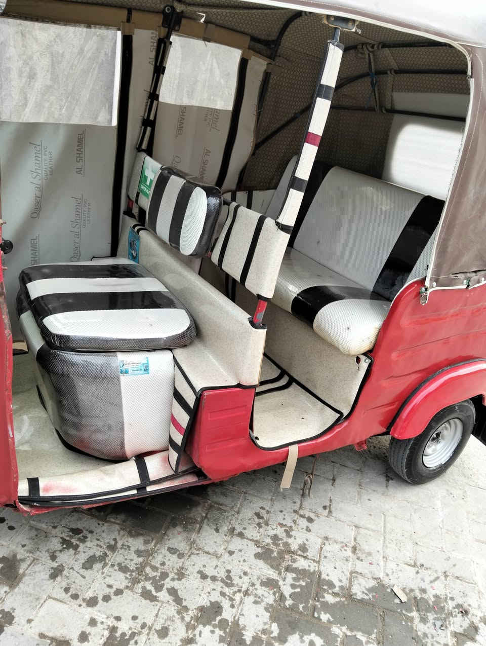 سلام عليكم تكتك البيع موديل 18 شهر 6 لا طخه ولا طخه   وراق مصطفى صولي تكتك جهزه الف ما تصرف عليه  مكاني بغداد سعر 400 3 وبيه نتصل وتدلل ***********
