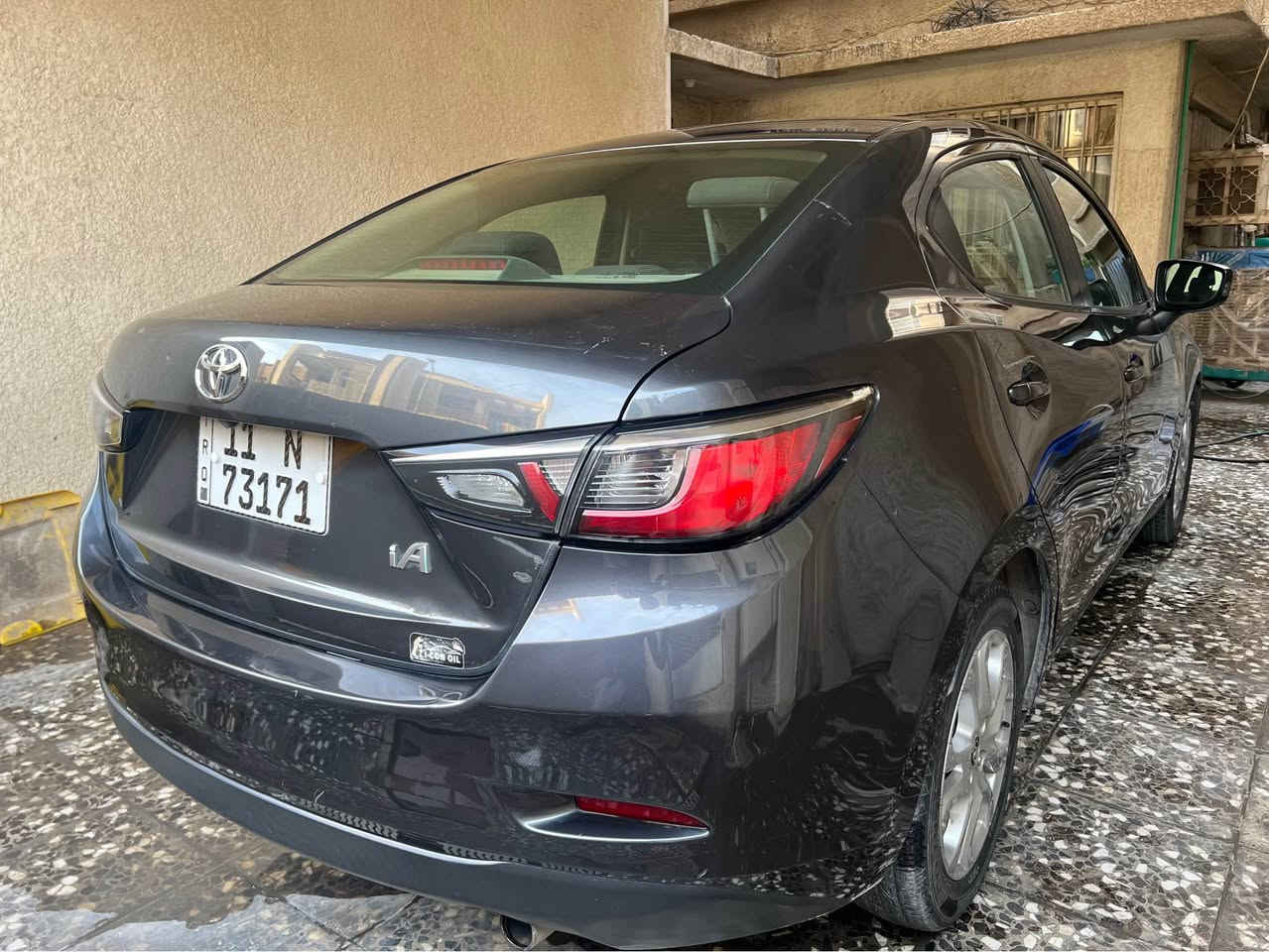 السلام عليكم 
تيوتا يارس IA 2018
وارد امريكي حادثهه موضح بالصور 
ماشية 91,000 كيلو 
محرك 1500
موصفاتها شاشة ، تحكم ستيرن ، بصمة ، كروس مثبت  وبقية المواصفات المعروفة 
السعر 100 ورقة
*********** Colombo, Sri Lanka
