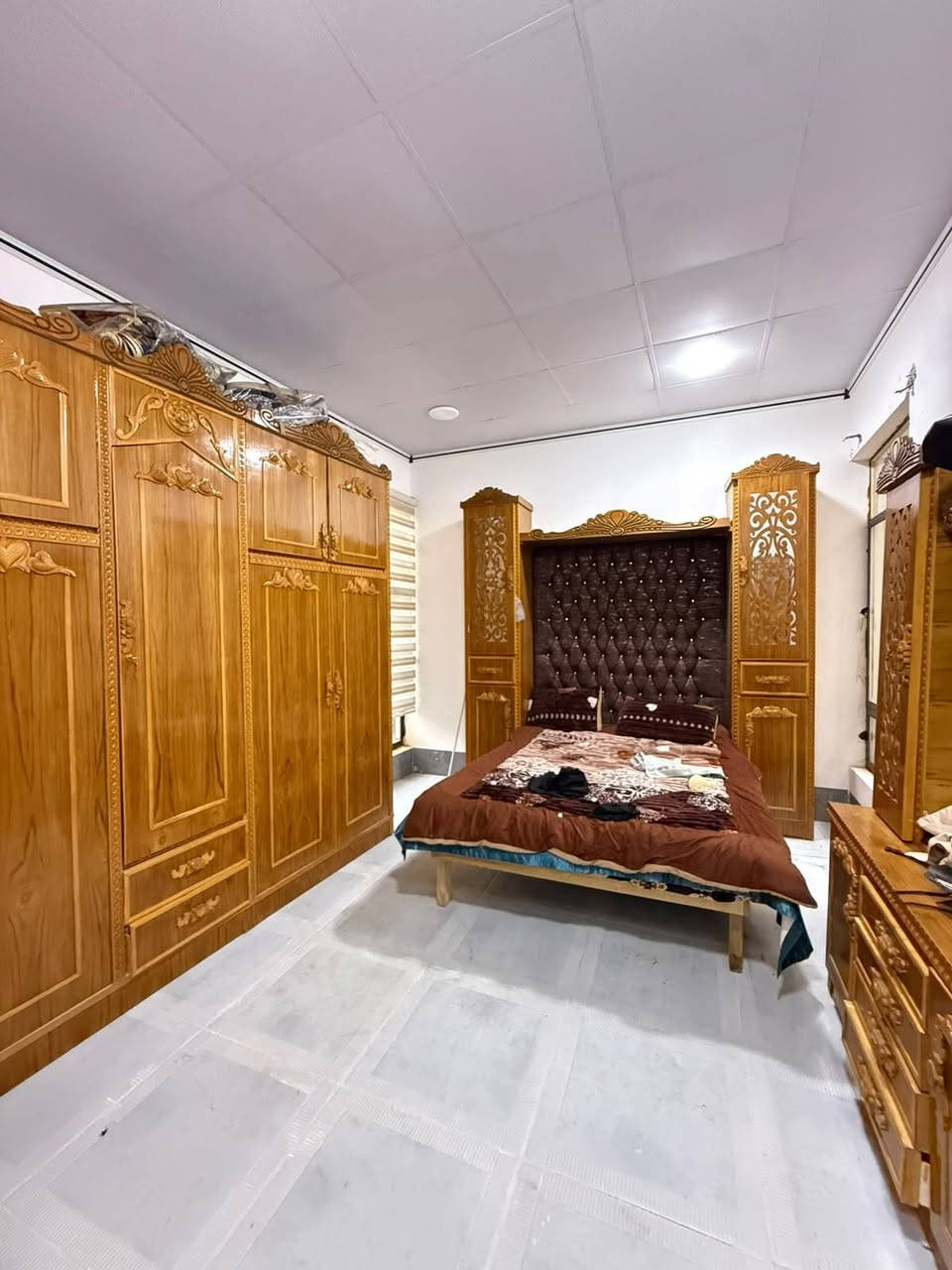 للبيع للبيع للبيع للبيع للبيع
بسعر مناسب
دار سكني سند طابو في حي الآخاء قرب جامع كرم العزيز
معزول طابق الأول عن طابق الثاني
المساحة ١٥٠م واجهة ٦م اتجاه شروق تام على شارع ١٥م
ط١غرفتين نوم وهول واستقبال ومطبخ وصحيات وكراج
ط٢ غرفتين نوم وهول واستقبال ومطبخ وصحيات
السعر ١٧٥ مليون
للإستفسار الاتصال
***********
***********
مراجعة مكتب البلديات للعقار في حي المشراق فرع مطعم طماطة بلمدخل الرئيسي
