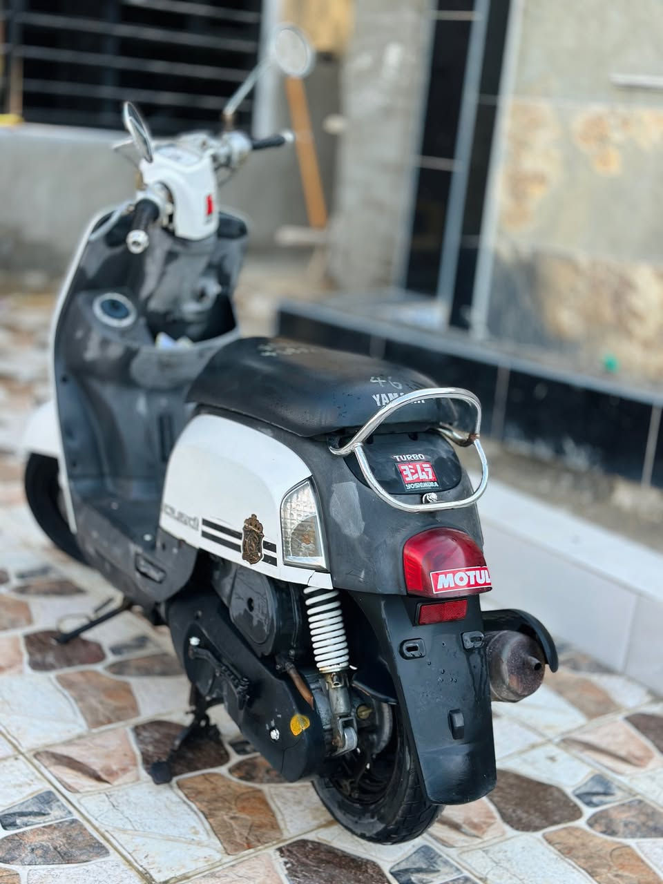 السلام عليكم 
بوليسي رمبه 
صارله اقل شهر من طلعته 
وصل معرض موجود 
نضافه ١٠٠٪؜ كله بلاد اصل 
مكفوله كفاله عامه
مماني بابل مركز 
الشراي يتصل
 ***********
