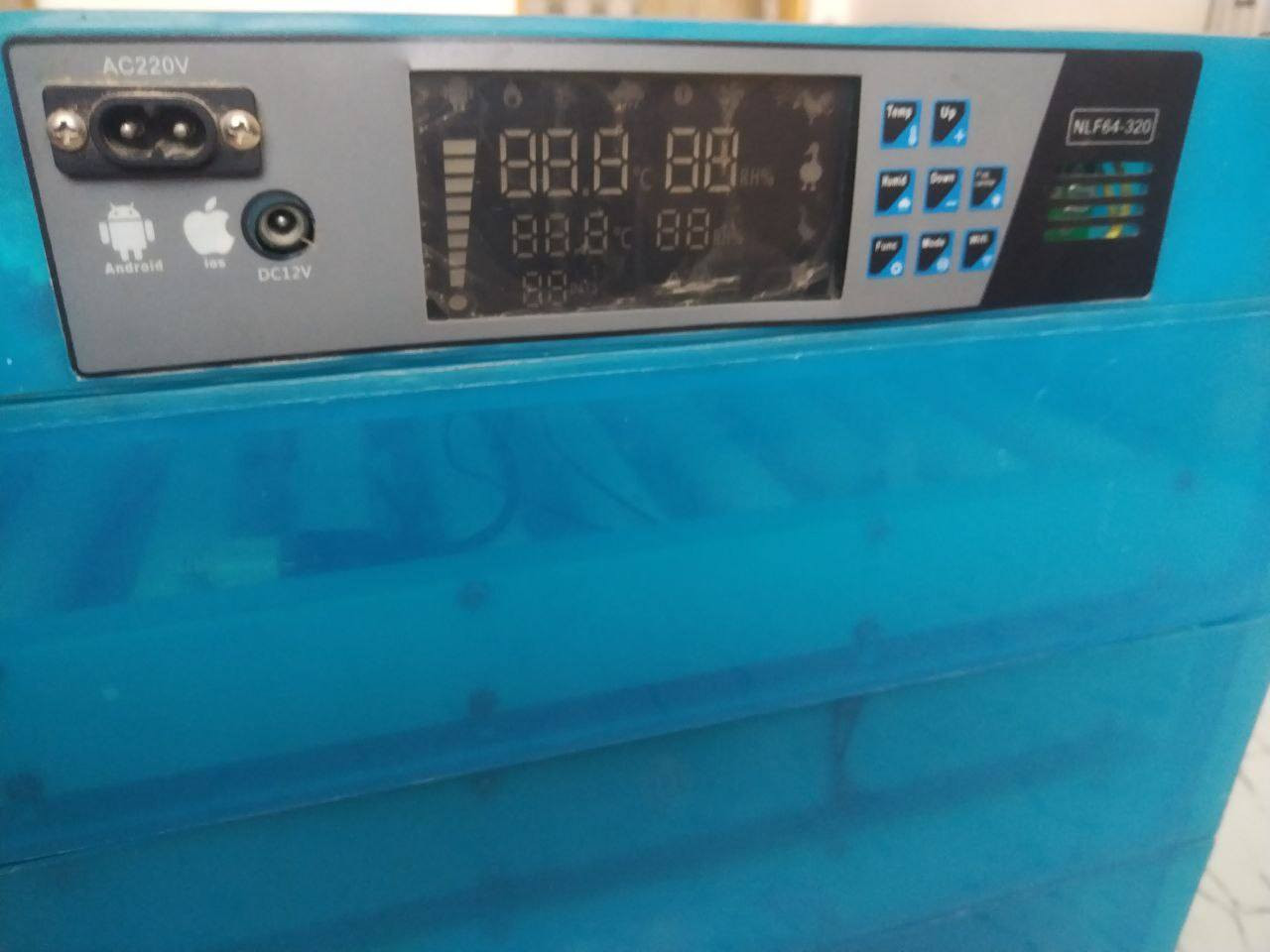 السلام عليكم فقاسه مع عاكسه للبيع المنشأ اوربي نظام وجبات ثلاث طوابق فول اوتماتيك
السعه 180 بيضه جميع أنواع البيض فقاسه مجربه قلاب حراره اوتماتيك السعر 250 ألف هيا والعاكسه المكان بغداد المحموديه الرقم ***********
