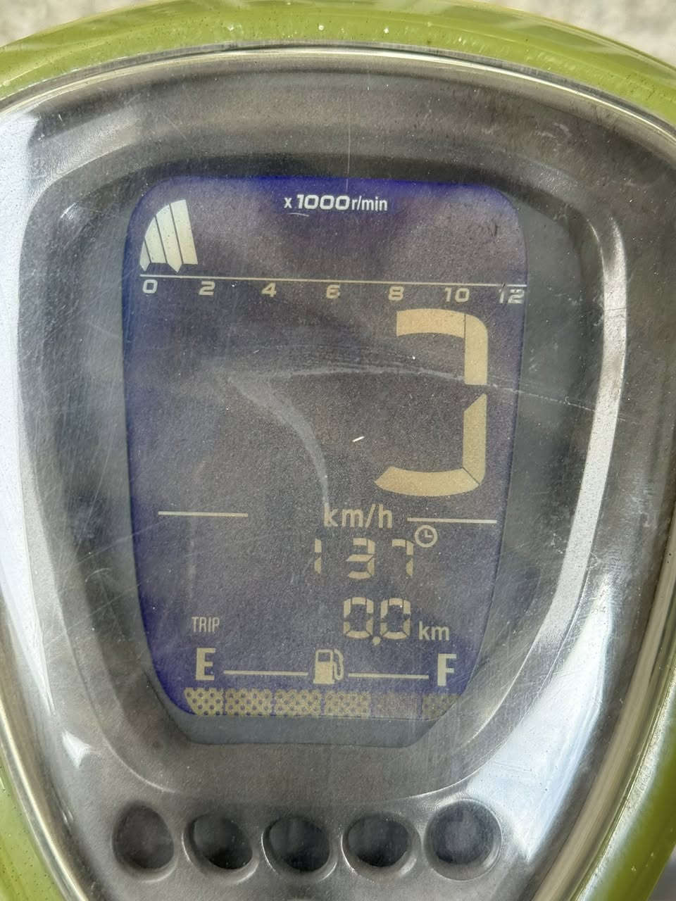 متاح بوليس صيني مكينة ماكس ياباني
دشبول الكتروني شغال 
لدات مامي خلفي 
مكينة مكفولة ما ينسمع صوتها 
سلف هندر كهربائياتهة شغالة 

استان حساس
سعرها ٣٥٠ 
بغداد البياع ***********
