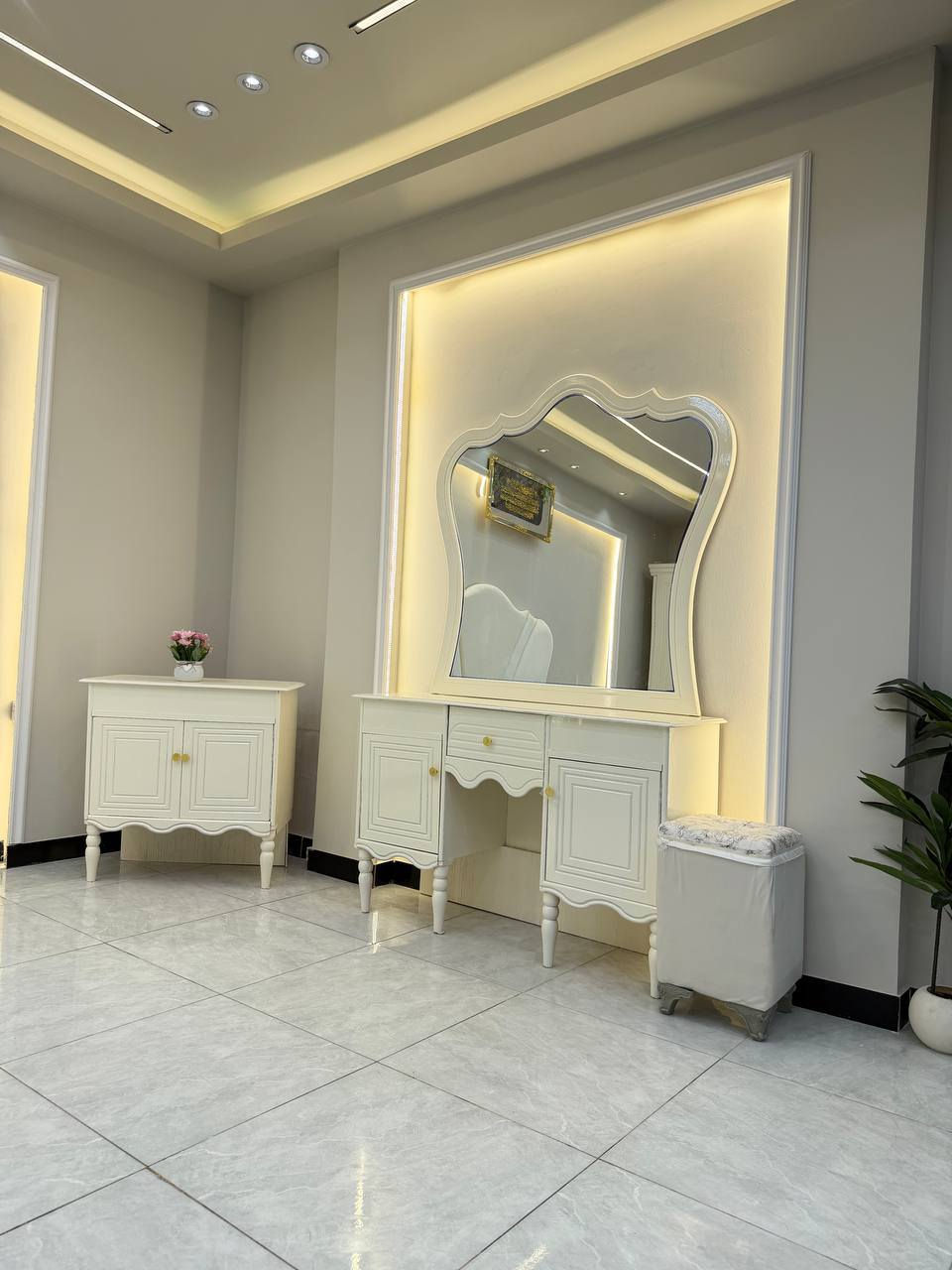 خصومات العيد لحگو 🔥🔥😁
السلام عليكم خصومات العيد بأسعار جدا مناسبه غرفه بيضه موديل تركي شغل عراقي درجه اولى مع توصيل وشد لكل محافظات العراق على شرط الفحص قبل الاستلام والشد...
غرفه موديل تركي شغل عراقي درجه اولى صاج خارج وداخل 

تتكون الغرفه من 
كنتور سته باب
زاويه 
جربايه
ميز مرايا 
ميز جزامه
شازلون ...
طابوريه ....
شازلون وطابوريه حسب الطلب 

بسعر جدا مناسب 💸😁
للاستفسار اكثر المراسله على الخاص سكرين للمنشور ودللو ⬇️⬇️⬇️⬇️⬇️⬇️⬇️⬇️⬇️⬇️⬇️⬇️⬇️⬇️⬇️⬇️


**إذا كنت صاحب هذا الإعلان وتريد حذفه لأي سبب، رجاءا أرسل رسالة إلى الدعم الفني**