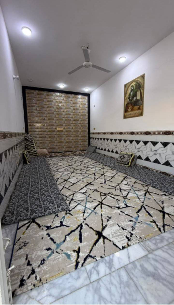 السلام عليكم اثنين بيوت طابو صرف في حي السياسين طابو صرف مساحه البيت الوحد ١٥٠ مثر بناء حديث درجه أوله واحد مطلوب إسكان ٣٠ مليون   واحد ما مطلوب سعر البيت ١٢٨ وبيه مجال استفسار عل رقم ***********
