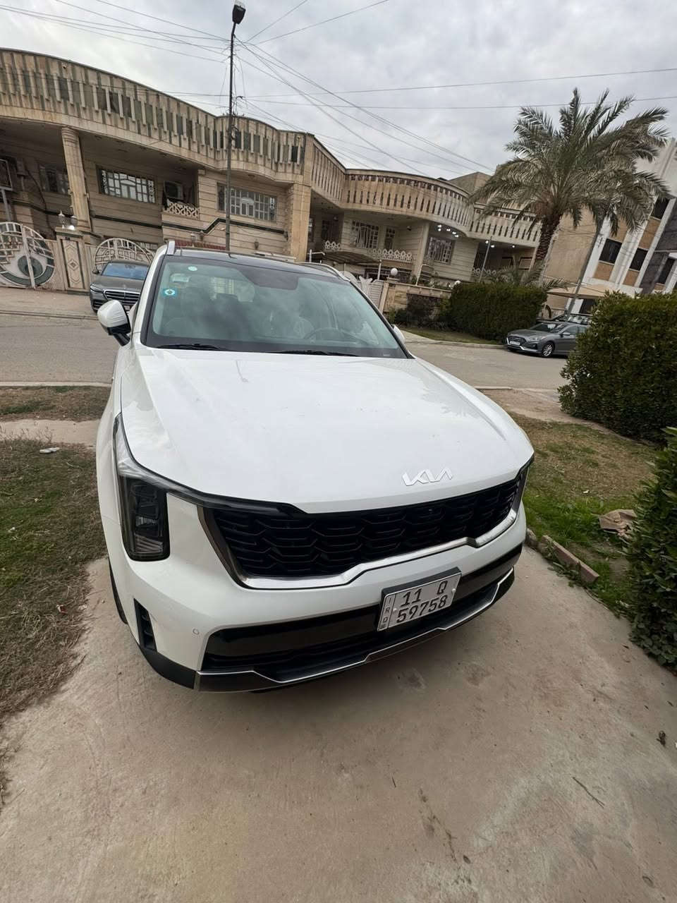 سورنتو ٢٠٢٥ ماشية ٥١٠٠ فئة 4x 
اعلى فئة بالسورنتو
ضمان الدولية
بيها بارد بالجنطة جهة اليسار
للاستفسار اكثر
الاتصال على ***********
