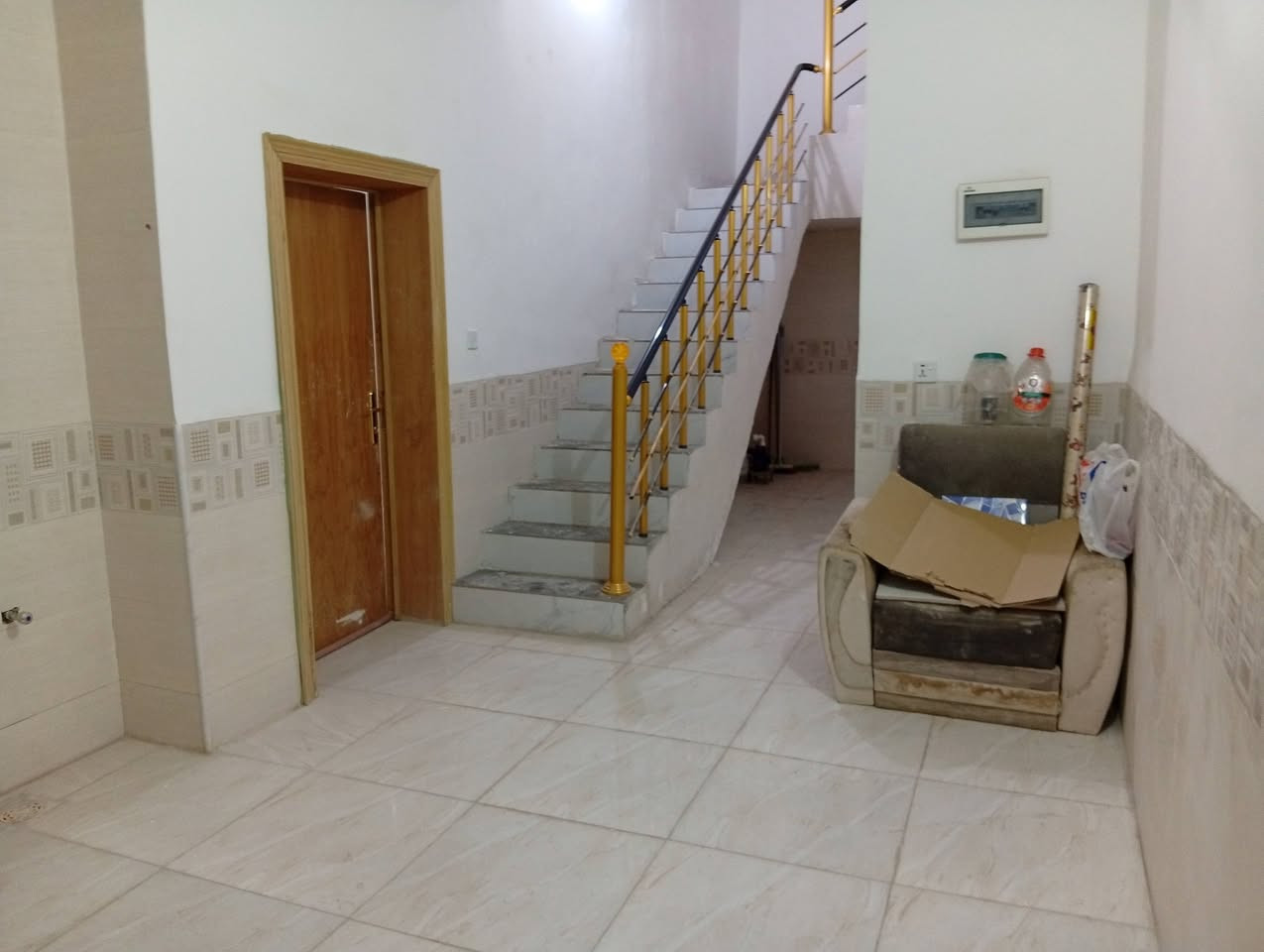 السلام عليكم
بيت للبيع / نادر منطقة كراغول قرب بيت المختار وخلف مول اهل الخير طابو زراعي المساحة 120 متر  البناء طابق واحد يحتوي على غرفة نوم كبيرة واستقبال وهول ومطبخ وصحيات داخلية وخارجية للاستفسار على الخاص او الاتصال على الرقم 
***********
