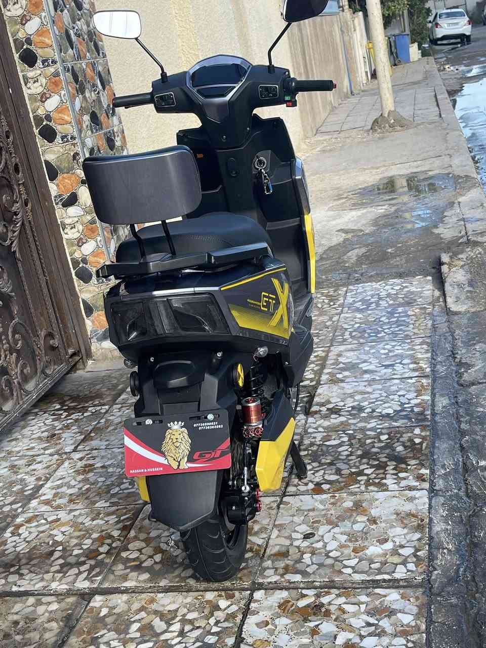 السلام عليكم دراجه شحن للبيع موديل 2025الدراجه خير من الله الدراجه كلش نضيفه ما بيها ولا عطل ثلاثه انضمه تشغيل سويج وبصمه وكارت الدراجه ملفها 3500 ملفها بعده جديد و عقلها بعده جديد وكلشي ما بيها ماشيه فقط 4000وكلشي ما بيها تجي وتجرّبها السعر 700قفل اني مستعجل على بيعتها كلش 
المكان حي الجهاد الرفاق 
الرقم :***********
