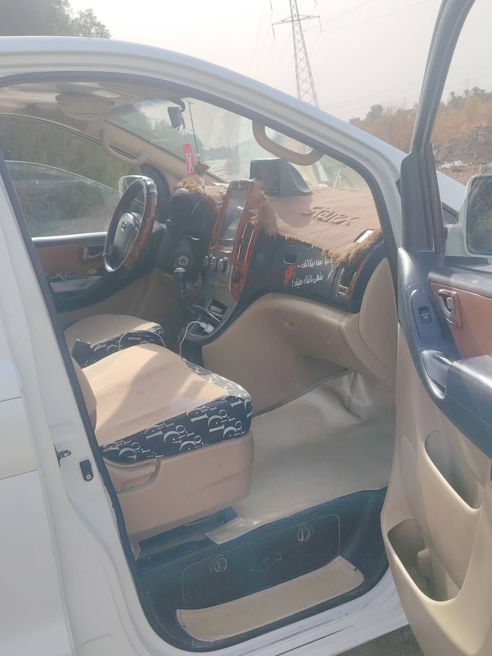 سلام عليكم ستاركس للبيع موديل 2010رقمه بغداد الماني مكان لسياره دوانيه بسمي لسياره اني مكلف بالنشر اي استفسار لتصال على لرقم***********
