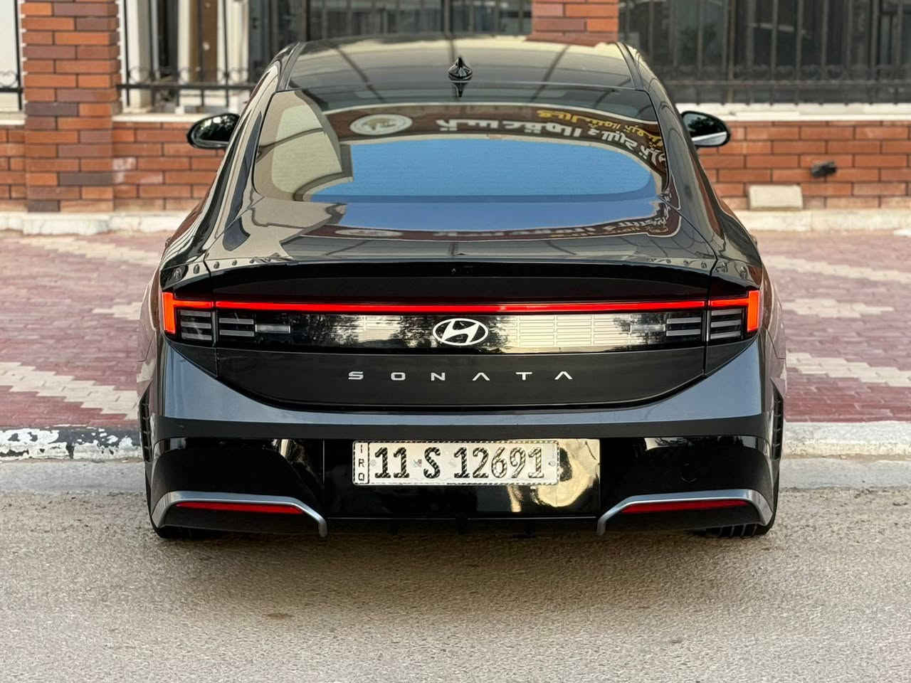 للبيع سوناتا موديل 25 وارد امريكي حادثهة ربع دعاميه وجاملغ امامي جهة السايق ارباك ستيرن مكينه 2500 🚀 رقم بغداد بسمي تحويل مباشر  مواصفات بصمه تشغيل عن بعد كير تعليك لمس اوتو هولد انضمه قياده متعدده كشنات تدفئه داخل قرميدي سياقه اليه تحديد مسار رادارات اماميه وجانبيه درايف مود شفتات ستيرن السياره حيد جديده وبجم كبس مملعوب بي برغي كله علئ وضع الشركه للاستفسار *********** السعر 184$ وبيهة مجال مكان السياره كربلاء،
