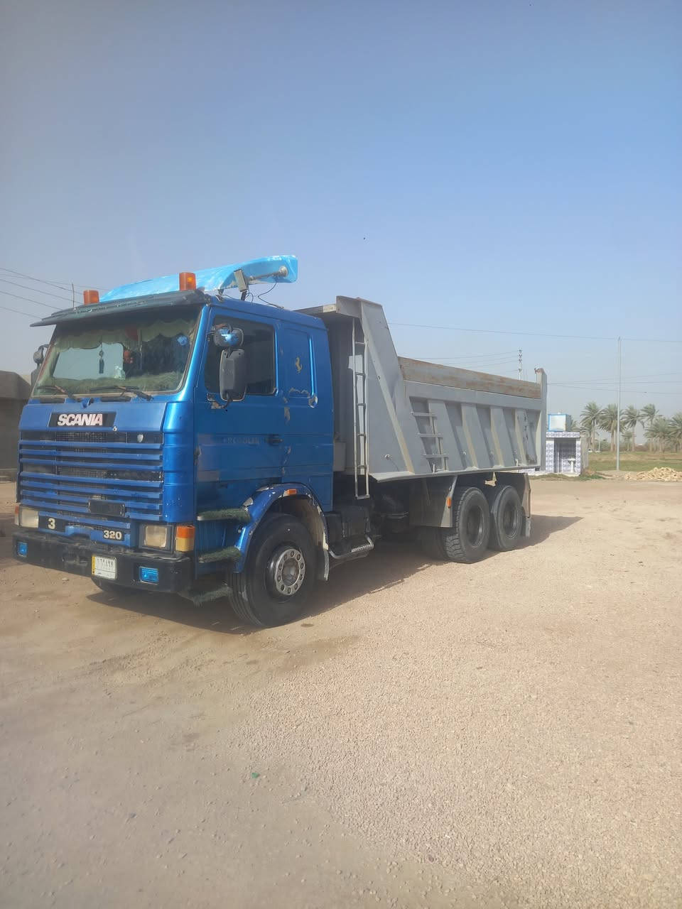 للبيع سكانية موديل 93 مكفولة او مراوس بسيارة طويلة اتصال***********
