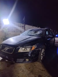 سياره فالفو أدوات للبيع موديل 13 اتعهد عشائر وقانون السياره بيه منفيس ...