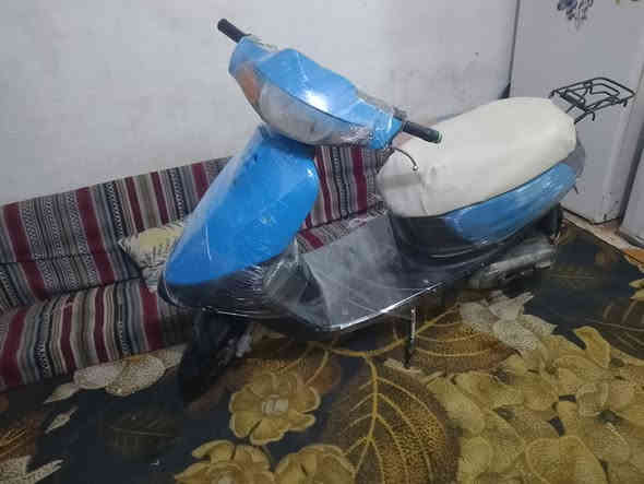 سلام عليكم منغولي فحل للبيع خطين دراجه جاهزه سلف هندرلايت بك لايت هورن قفل جنطه قفل سكان مابيه نقص مكينه ناعمه نهضه قويه مشيهه يدك 60 نقصه باتري وين مايعجبك اطلع اتراي مكاني ناصريه مركزحي الزهرايم العلوه السمج سعره 175 بيه مجال قليل شراي اتصل وخادمك ***********
