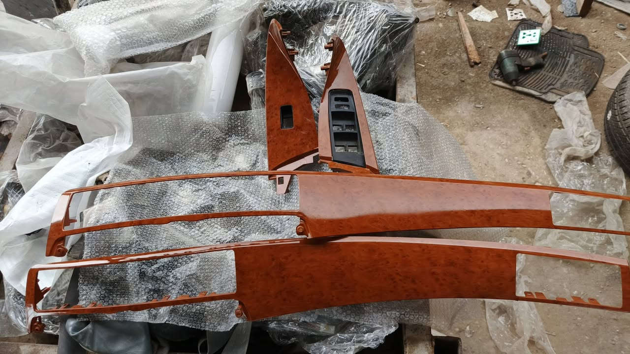 سلام عليكم 
صاجايات كروان  شاهينه 
بك لايت تخم ومفرد 
وجميع انواع الادوات الاحتياطية 
العنوان الشطرة حي الصناعي قرب سليم للميزانية مقابيل الحاج ابو عقيل للاطارات ملاحظة يتوفر فتح وشد للقطع 
***********
