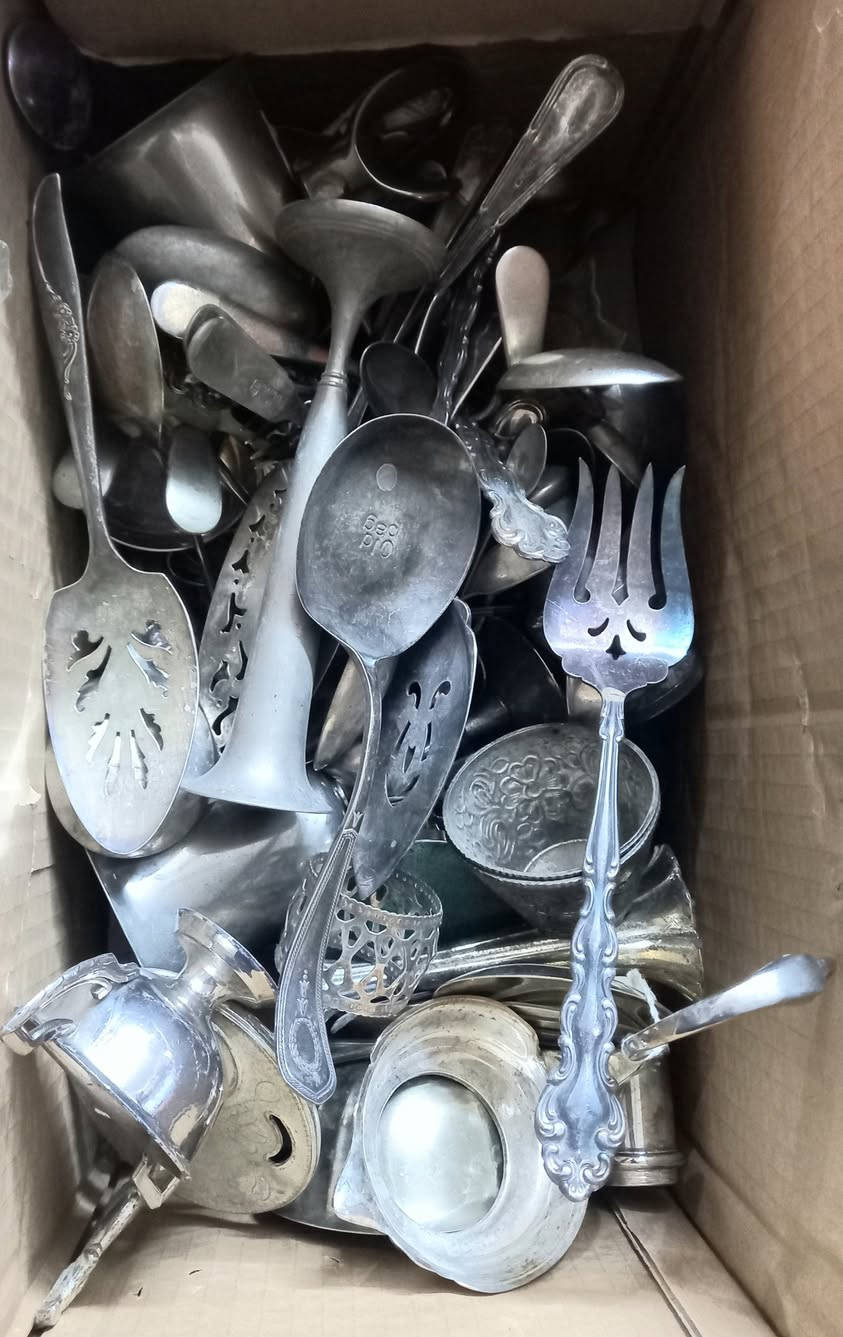 ٥ كيلوا طلاء فضة  مخبوط  .. للبيع  .. توصيل فقط بغداد  ..


**إذا كنت صاحب هذا الإعلان وتريد حذفه لأي سبب، رجاءا أرسل رسالة إلى الدعم الفني**