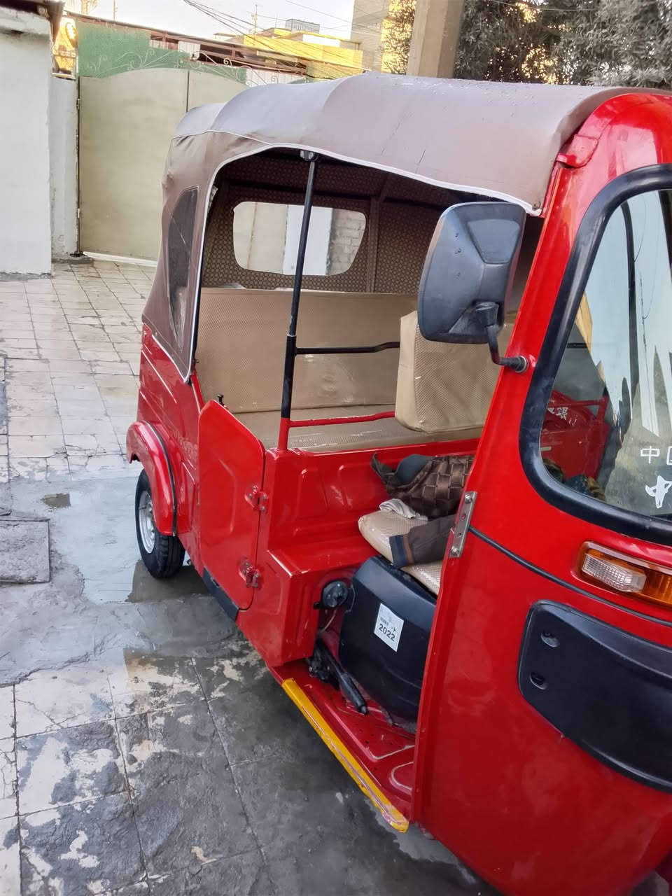 السلام عليكم تكتك باجاج موديل 2022بسمي قطرت صبغ مابيها ومابيها خياس المكينة مجفتة  شركة مرا وحدا السعر 9600وبيها مجال قليل لتواصل واتساب ***********
