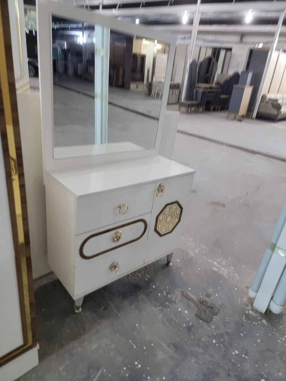 جمال واسعار مناسبة جوة السوك كل هذه 450 مع نقل وشد داخل بغداد مجاني نضافه فول


**إذا كنت صاحب هذا الإعلان وتريد حذفه لأي سبب، رجاءا أرسل رسالة إلى الدعم الفني**