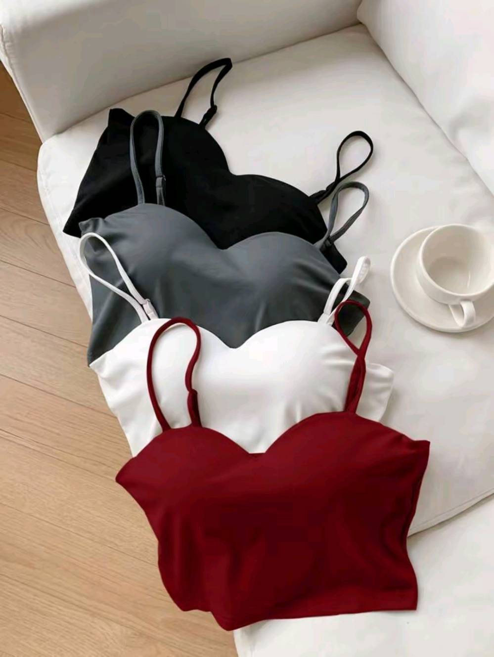 متوفر ملابس نسائيه بناتيه شي أن وباله القطعه ع 3 الاف و 5 الاف و 7 للحجز واتساب *********** 
هذا نموذج 