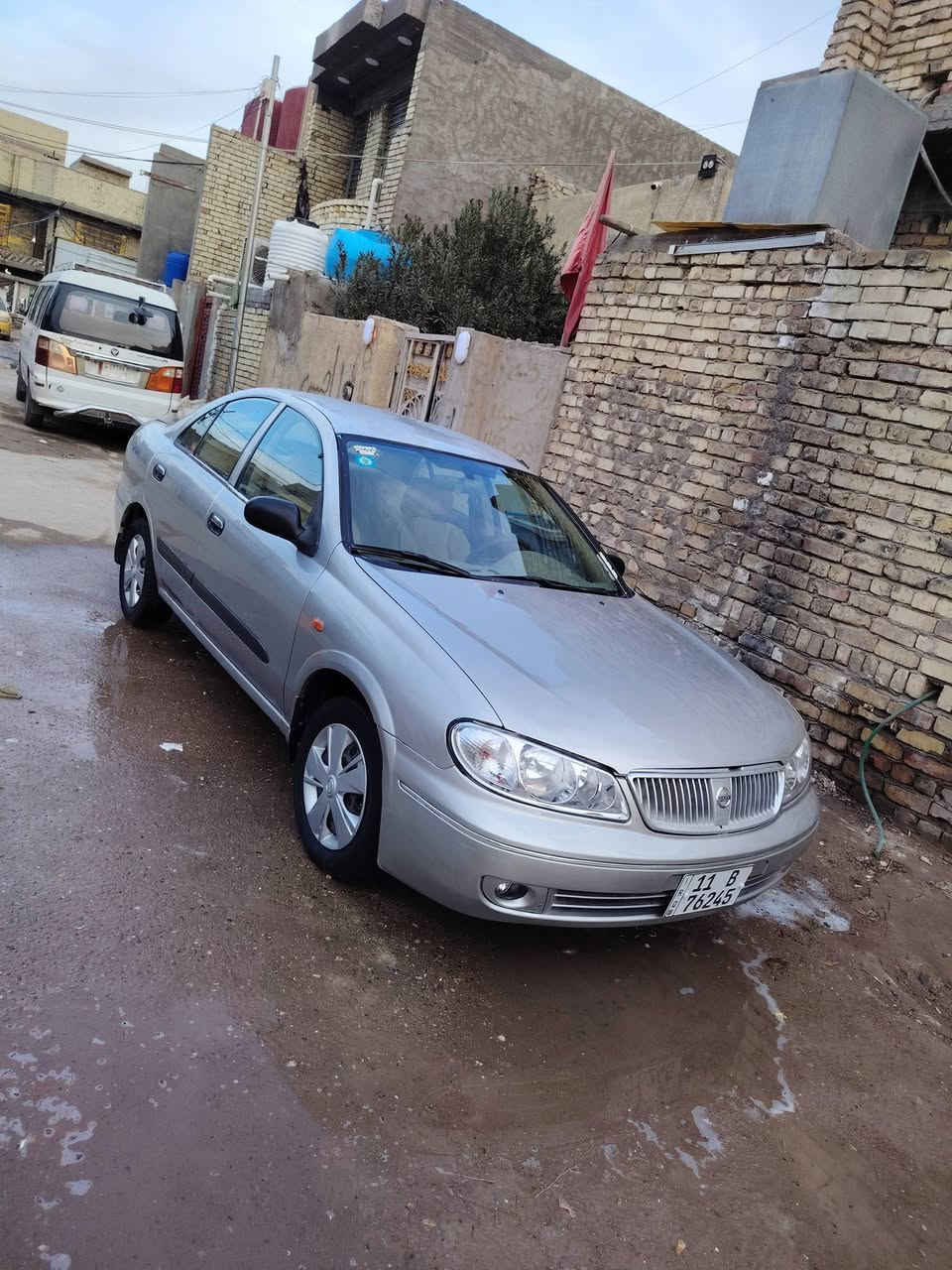 السلام عليكم ورحمة الله وبركاته نيسان سني ياباني أصلي مويل ٢٠٠٦ خليجي وبيها صبغ صفحة كير اتوماتيك سعر ٨٥ وبيها مجال *********** بسمي
