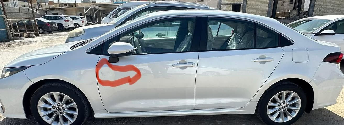 السلام عليكم كورلا وارد خليجي كامل المواصفات موديل 2022 سايز الضرر بارد بدون صبغ باب السائق الضرر فقط موجود بالصور ماشيه 150Km السعر 165$. وبيها مجال العنوان : الرمادي للتواصل ع الرقم 
***********
