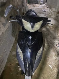 ثعلب كابريتر للبيع الدراجه نضيفه كفرات محرك كهربايات بس نقصها كابريتر ...
