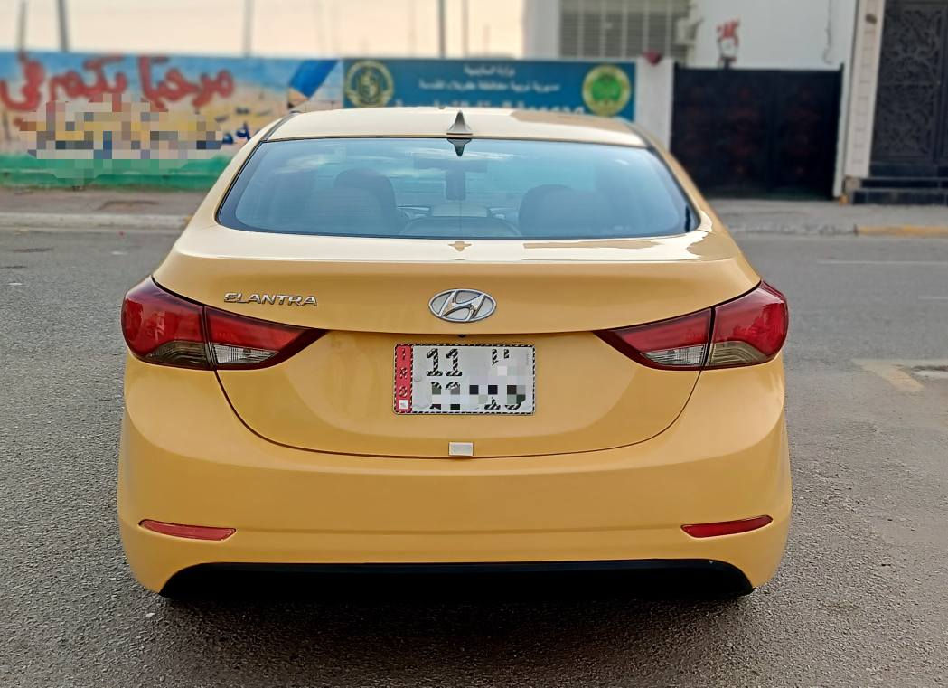 النترا موديل 2015 سعرها 114 للاستفسار *********** امريكي حادثه قبق الجنطة بدون دواخل ولا ارباك كلها ليبل واحدمكفوله من الضربة والتبديل شاشه كامره دوار تحكم استيرن جهتين مكينه 1800 وكير مكفولات تبريد ثلج حداديه جديده تخم تاير السيارة جديده وجاهزه ما بيه أي نقص رقم بغداد انكليزي امصفره هيئه وغرامات مكان السيارة كربلاء كربلاء, العراق
