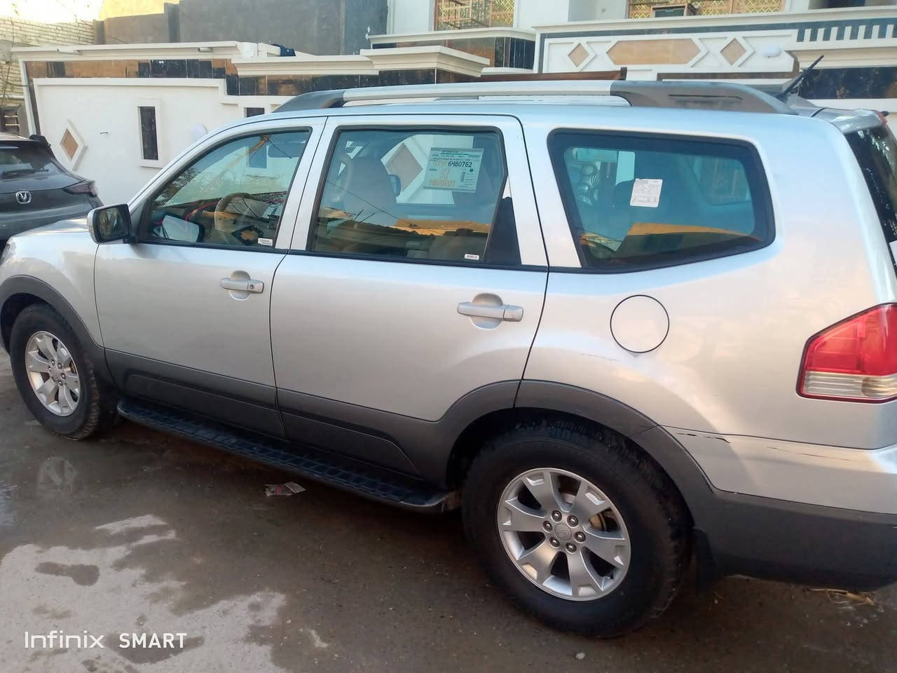 السلام عليكم للبيع أو المراوس ب أحدث مهافي 2010للبيع مكفولة كفالة عامة رقم بغداد بسمي ألون سلفر صدر أمامي خلفي جديد تايرات جدد تبريد تدفئة شادة جديد محرك 3800 كير مكينة كفالة السعر ب 128وبيها مجال للاستفسار اتصل علة راعيهة ***********
