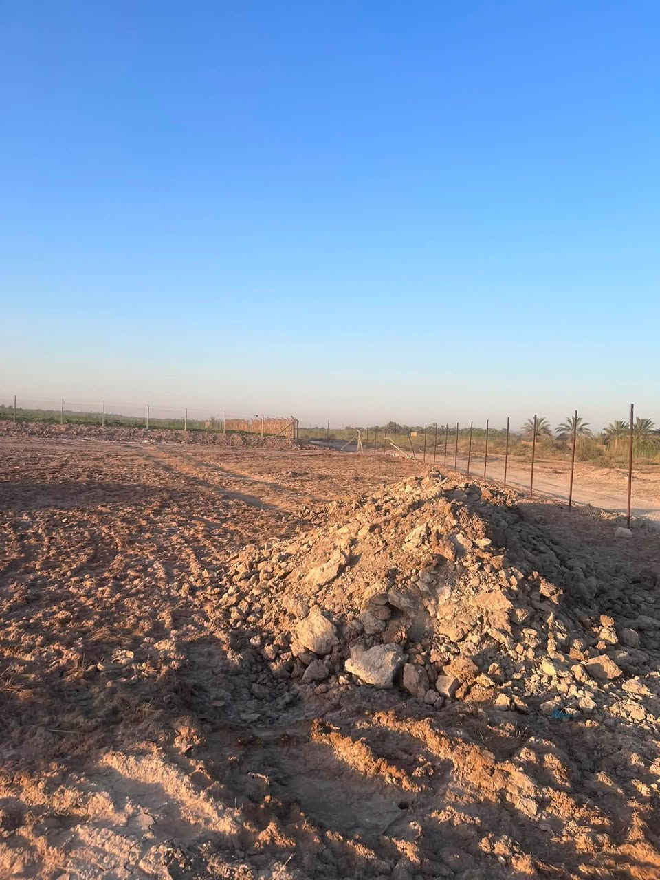 🔥 دونمين للبيع في الحصين 🔥

📍 الموقع: العريضة 
✅ المساحة: دونمين مسيجه بالكامل BRC 
✅ إلهم دربين
✅ موقع ممتاز
🌳 اللواحة على عرضها، وتصلح بستان أو مشروع استثماري
📄 السند: 25 تحويل مباشر

📞 للاستفسار:
***********
***********
