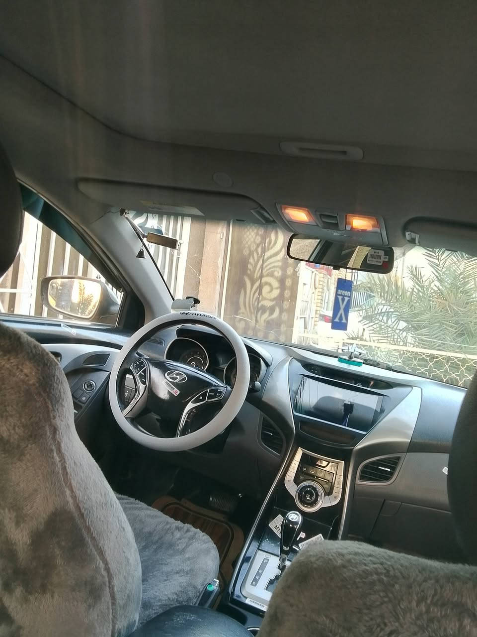 السلام عليكم النتره 2012 فول واحد على واحد مكينه كير جدد تخم تاير صدر خلفي امامي جدد رقم بغداد مشروع وطني بسمي انكليزي سياره جديده ليبل واحد سياره خير من الله سعر 100وبيه مجال *********** بغداد زعفرانيه
