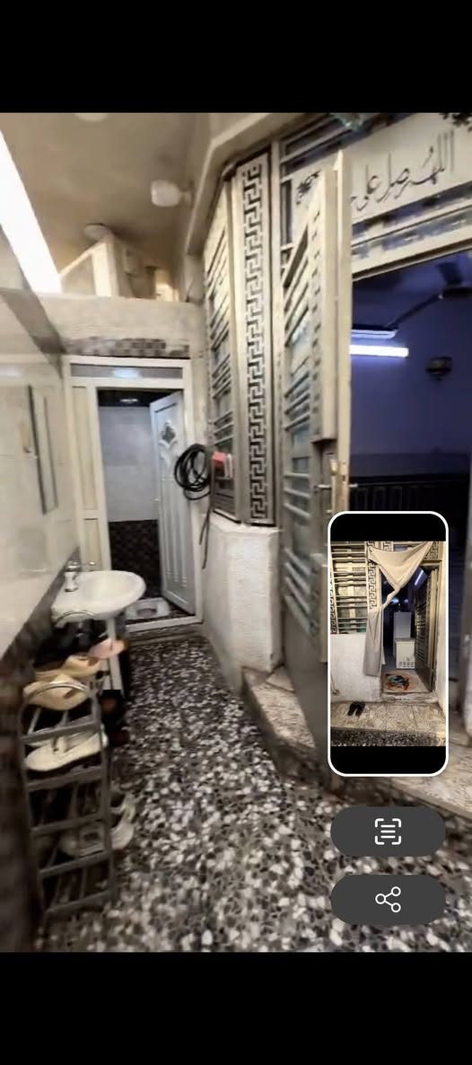 دار للبيع – البلديات
دار زراعي في البلديات – شارع المصرف، قرب جامع كاظم الفاضلي، بفرع المكوة.
📍 خامس بيت عن الأصلي، شارع عرض 15م.
🏠 المساحة: 85 م²
🏗 البناء: جديد، طابق واحد مع إمكانية بناء طابق ثانٍ.
💰 السعر: 110 مليون
يوجد مجال للتفاوض.
📞 للاستفسار: التواصل خاص أو اتصال
***********
