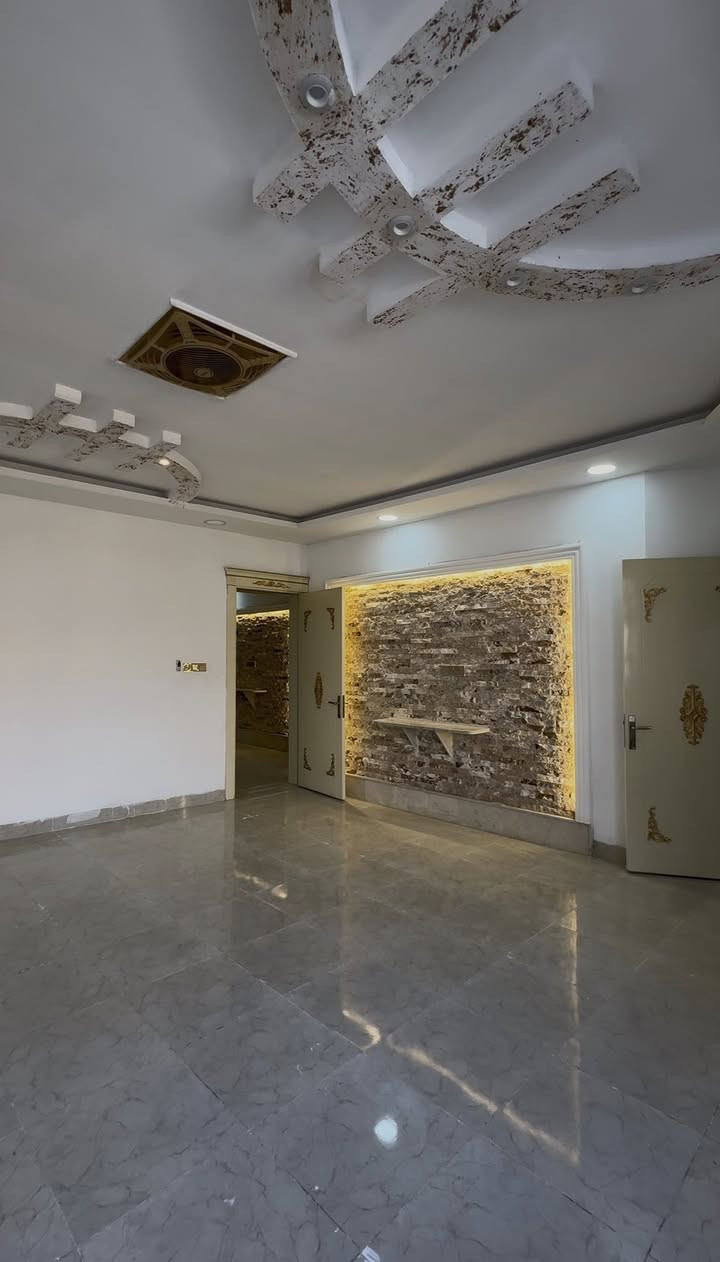 كوردى / عربي

خانى بو فروتن ل حى شرطه نيزيك محمكا دهوكى

واجيهه شيمال
مساحه 230متر
خانى ئيك طابقه و گه له كى باقژه

سعر 11 دفتر و 50 ورقه ومجال

***********
***********
_______________________

بيت للبيع في دهوك حي شرطه قريب من محكمه دهوك

واجيهه شيمال
مساحه 230متر
بيت طابق واحد كلش نضيف و مرتب 

سعر 11 شده و 50 ورقه وبيها مجال

***********
***********
