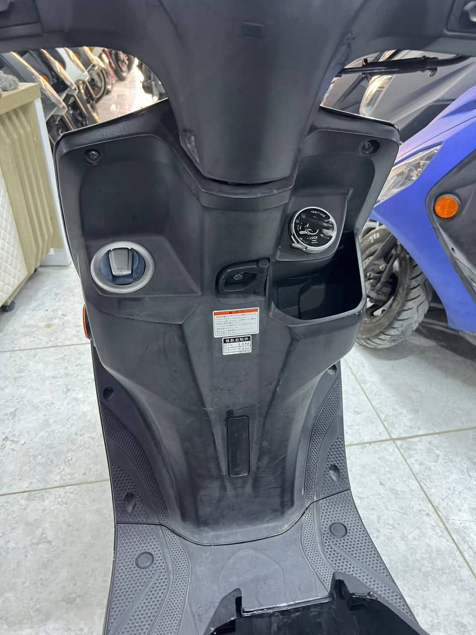 #اكزز_Z_حديث_موديل_2018_ياباني 🇯🇵
خطين نوزل  
نظام_ايكو_اقتصادي بصرف البانزين 
استان_كهربائي 
صفر كيلو متر 
كفاله عامه من كلشي شرط الضمان 💯💯
بعده بحالة الشركه
#مكاني كربلاء - قضاء طويريج - حي الجمعية 👉
#الاستفسار أخوكم حيدر السعدي🙏
#البيع_نقد_والاقساط_فقط
مصرف الرافدين 
موظفين والمنتسبين فقط
استقطاع الاكتروني بدون مقدمة
أخوتي الغوالي إتصال فقط ربي يحفظكم ويرعاكم ***********☎️واتساب 
***********☎️بدون واتساب
