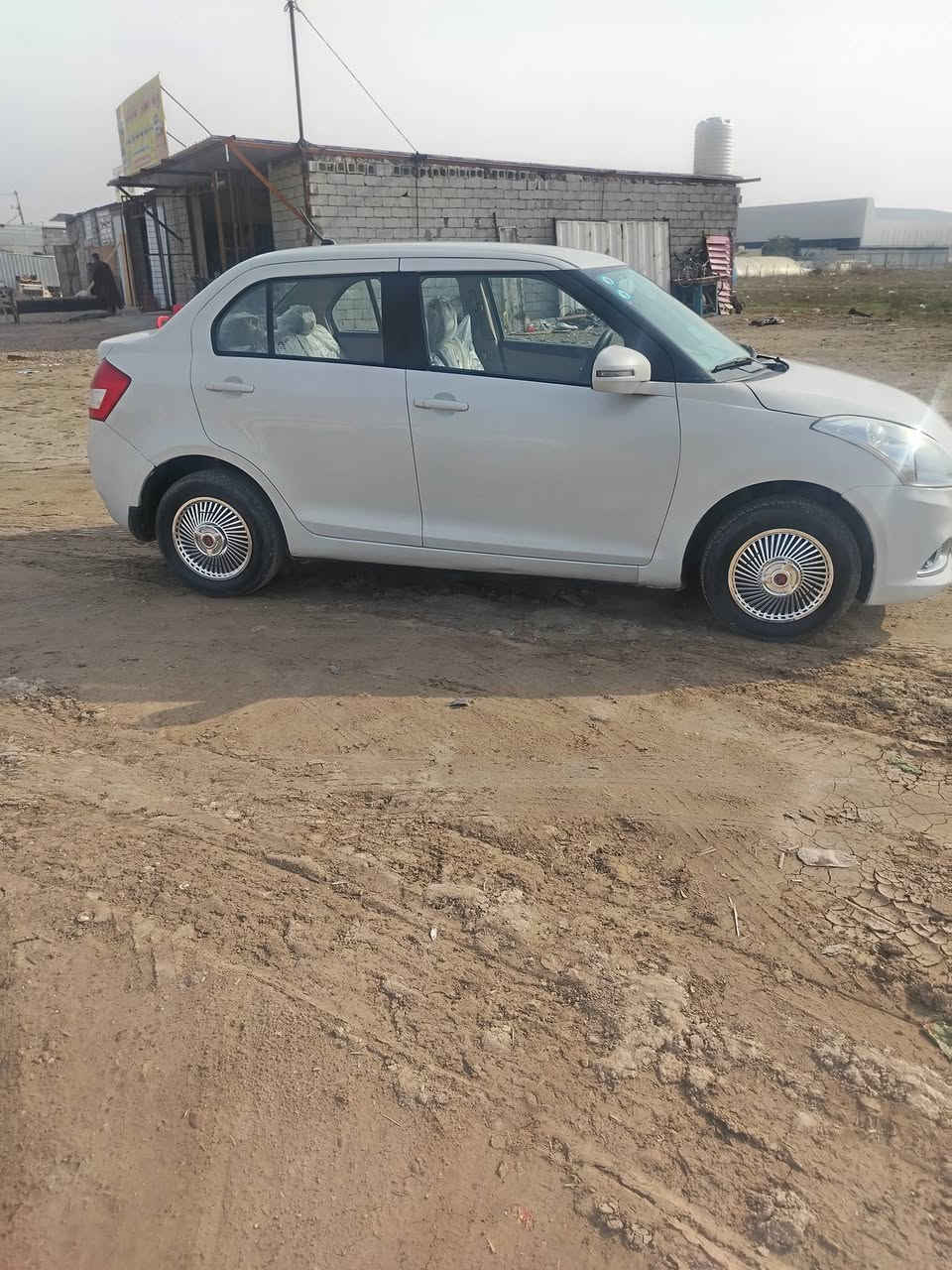 السلام عليكم
سازوكي سويف ٢٠١٦
للبيع السعر٧٥
مكاني بغداد
***********
