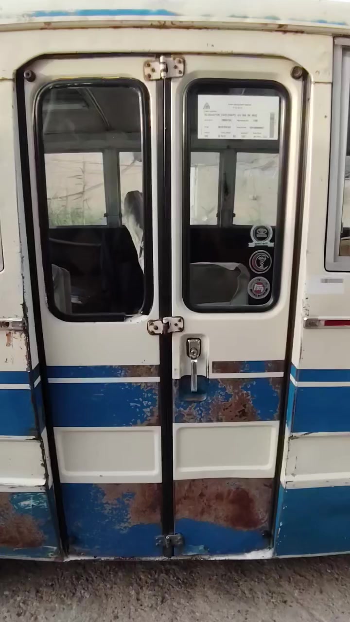 متاح كوستر موديل 81 مكان واسط مركز محافظه سيار كشره بلاد ستيرن محور مال كيه بنكو فحل دسك كامله من كهربائيات دوشمه منيدك لشارع اصوليه سعره (6) مليون وبيه مجال ***********
