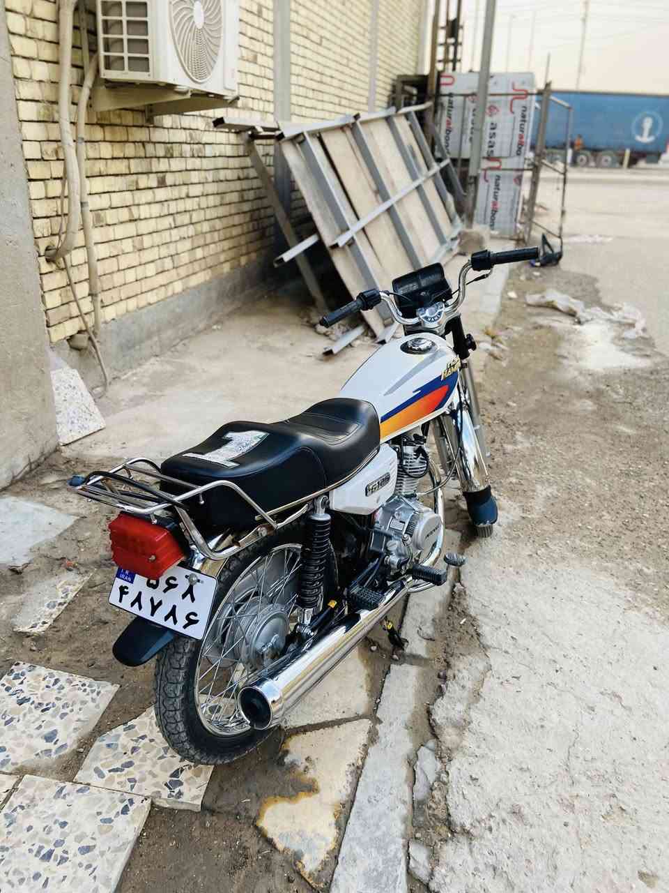 سلام عليكم دراجه كلك انتس دراجه مثل ما هي بل صوره نضيفه الشراي يتصل***********اذا مو شراي لا تعبني👍🏿
