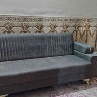 كنب • ٤ مقاعد • نظيف جداً