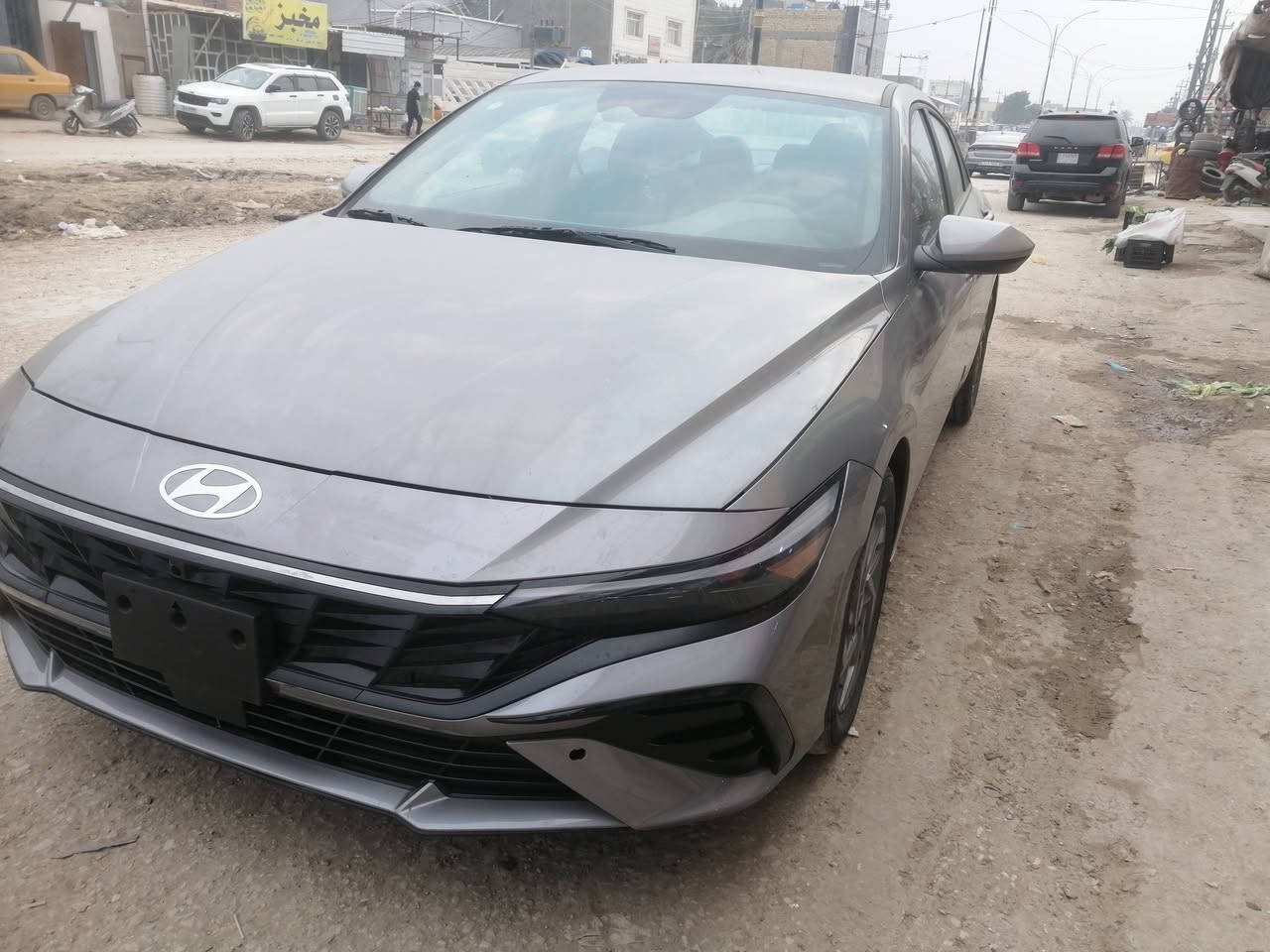 النترا هايبرد مكفول كفاله عامه من الشخط موديل 2024 وارد امريكي بدون رقم تترقم جميع المحافظات.. تكلفة الرقم ٢٠٠ الف فقط فول مواصفات بدون فتحة السعر ١٦٨ 

المواصفات: 
-بصمة تشغيل.
-دخول بصمة.
-تشغيل عن بعد. 
-صندوق ذكي 
-رادارات 360 درجة نظام النقطة العمياء.
-نظام محافظة على المسار.
-قيادة ذاتية..
-رادار خلفي 
-بك لايت LED
-كشنات تدفئة وتبريد
-تحكمات ستيرن كاملة
-تبريد شاشة مناخين منفصلين.
-شاشة معلومات  ابل كار بلي+اندرويد اوتو  
-شاشا كامرة.
-نظام صوتي سماعات boss
-autohold اوتوهولد 
-هاند بريك بصمه
-وضعيات قياده ( سبورت ، نورمل ، سمارت)
-مراية وسطية تعتيم ذاتي
للتواصل *********** 
ملاحظة اكو مع الصور لوت السياره دكة عالكوكل يطيك ١٠ صور لحادثها
