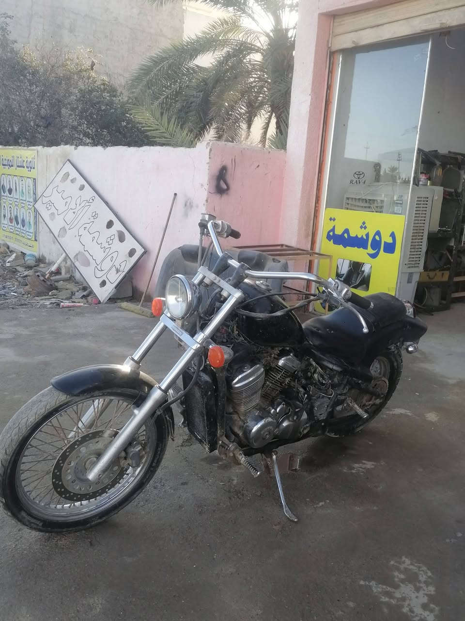 هوندا ستد 400 دراجه شغاله وتمشي عقل فصله بلاد
(550 الف قفل قفل) بدون عمله 
بعقوبه حي المعلمين ***********
