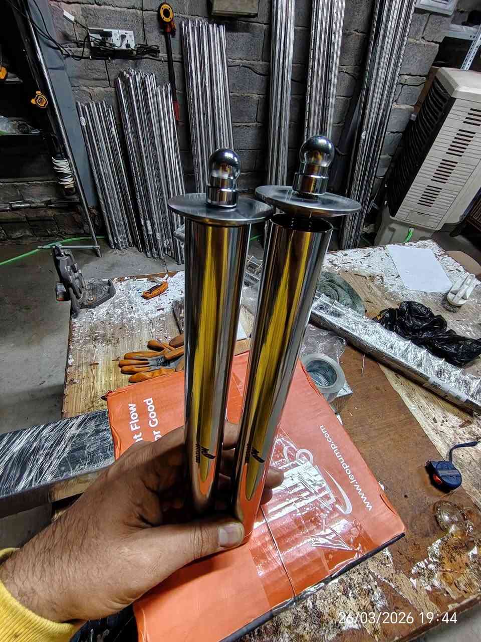 نوزل كروي طول 30 سم
السن 1/2
قابل لزيادة الطول
ستل ستيل 304
ضمان 1 سنة
استيراد ماريو_للشلالات_***********
