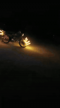 موجود موتور اربعه قير 23 ما مفتوح المحرك السعر 600 07829628826وبيها مج...